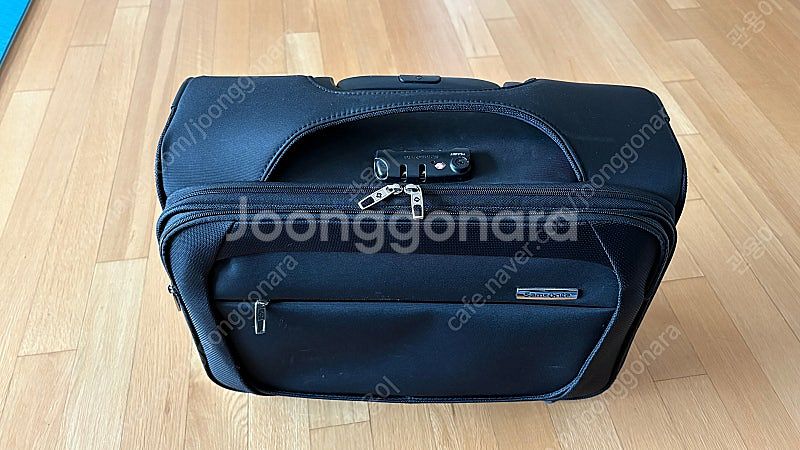 샘소나이트 비지니스 출장용 기내 캐리어--1