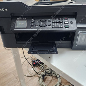 브라더 A4 소형 무한 잉크젯 컬러복합기 MFC T910cdw 판매합니다. (중고)