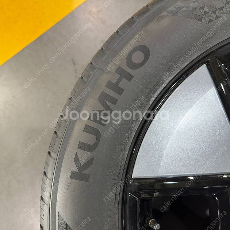 18인치 중고 임판 휠타이어 (싼타페 MX5 휠 235...--7