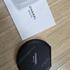 샤넬 탁상 거울