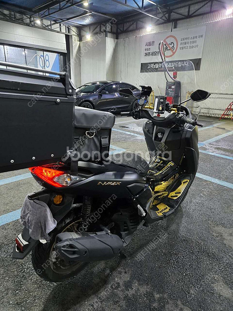 Nmax125 오토바이23년식 (배달풀세팅) 팝니다.--4