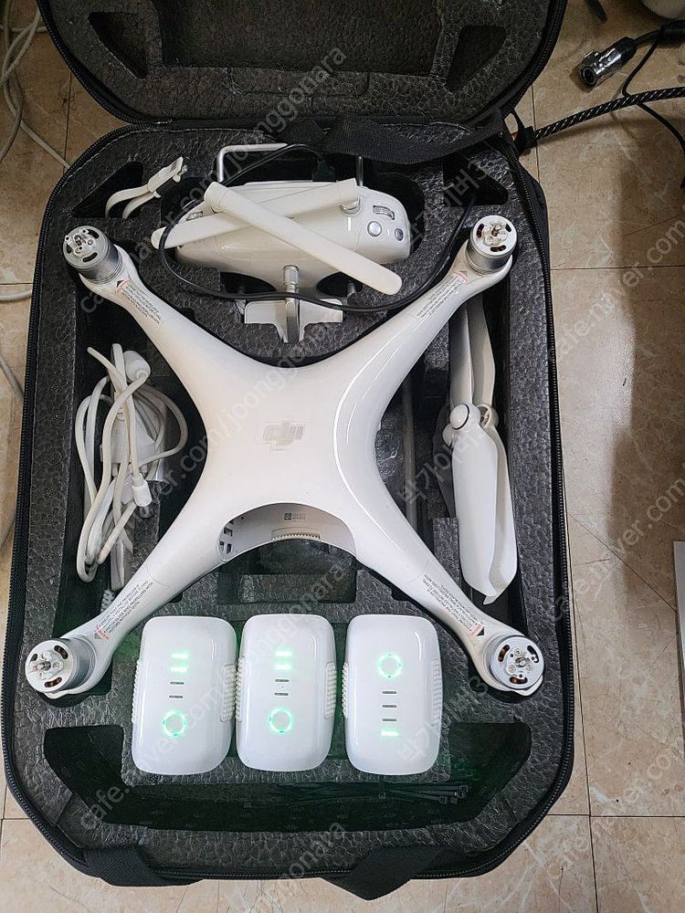 DJI 팬텀4프로 V2 팝니다. 이미지