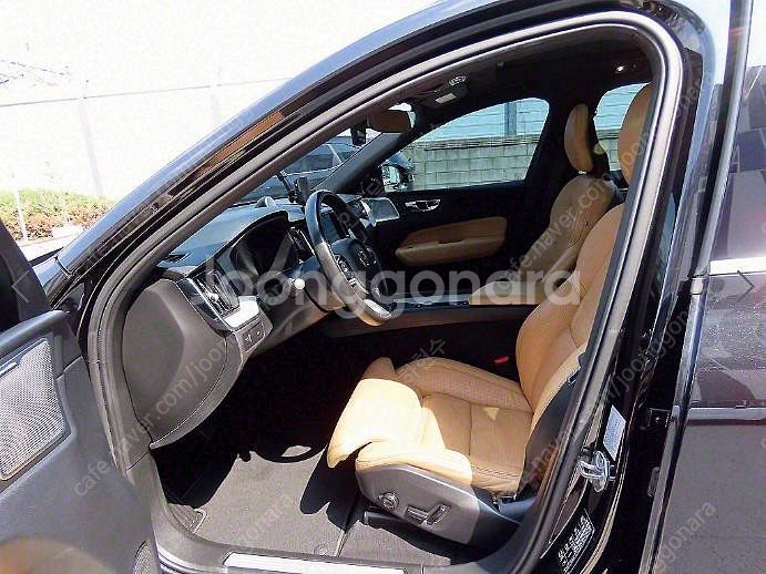 @17년식 XC60(2세대) D4 AWD 인스크립션 전...--5