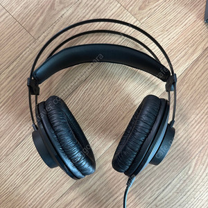 AKG K52 헤드폰(2개일괄 가능)