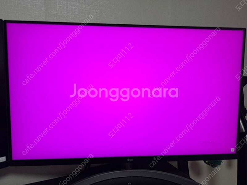 32UL550 모니터 판매합니다.--5