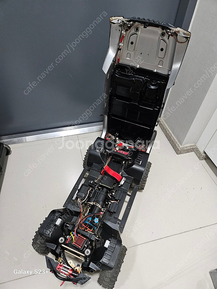 대형 rc카 yk4082 팝니다.(옵션차량, 풀셋트, ...--3