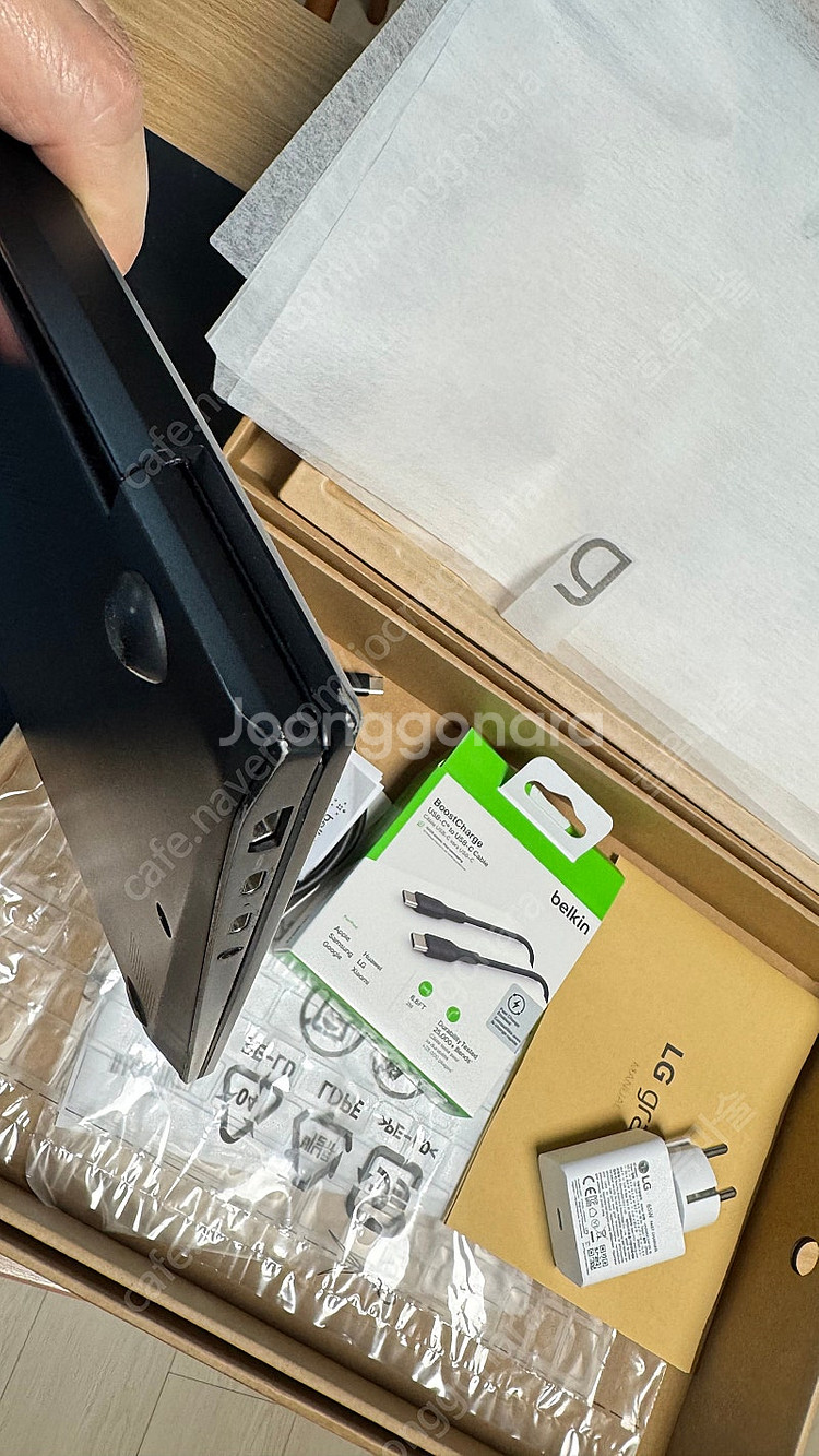 LG gram 2022 블랙 15인치--4