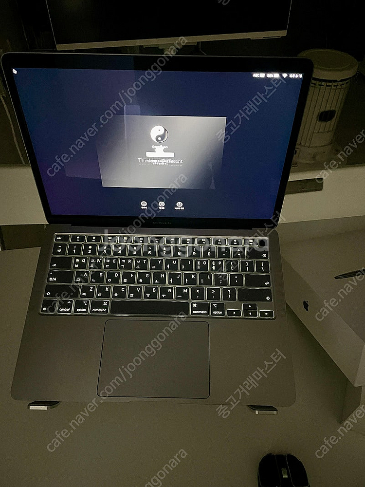 맥북에어2020 (I5/8G/256GB) 상태 S급 풀...--5
