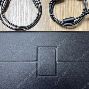 제우스랩 Z15ST 고화질 휴대용 터치 포터블 모니터