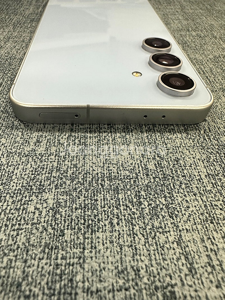 갤럭시S24FE 256G 블루 25년 3월 개통 무잔상...--5
