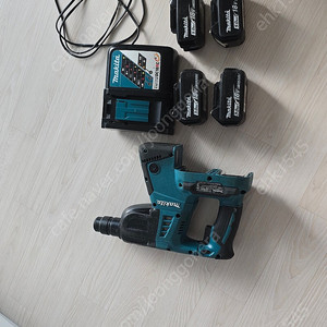 마끼다 36볼트 밧데리5암페어2개3인ㅁ페어2개 충전기