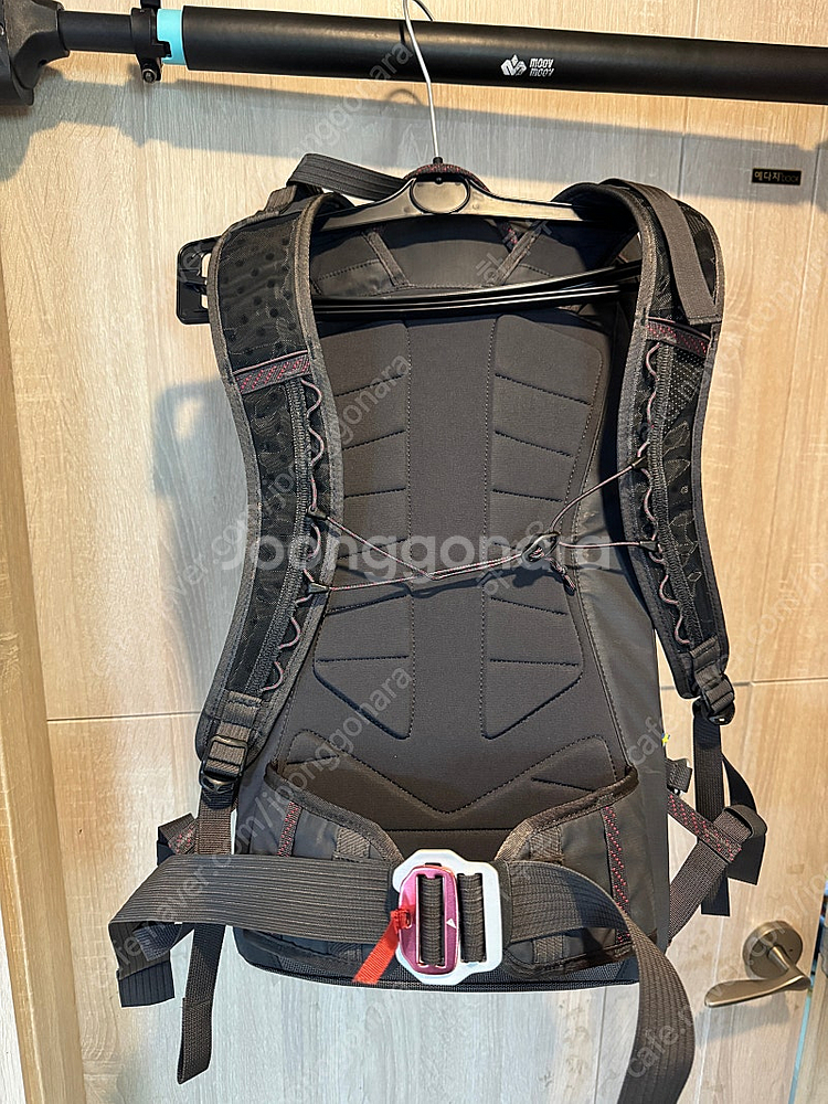 클라터뮤젠 울 배낭 20L - 레이븐--1