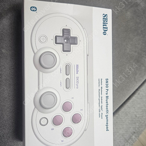 8BitDo SN30 Pro 게임패드