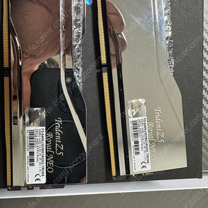 지스킬 실버 로얄 ddr5-6400 16기가2개 네오