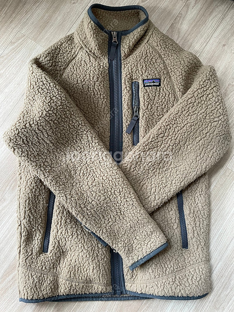 파타고니아 키즈 조끼2개 리버시블점퍼 일반점퍼 총 4개 팝니다--9