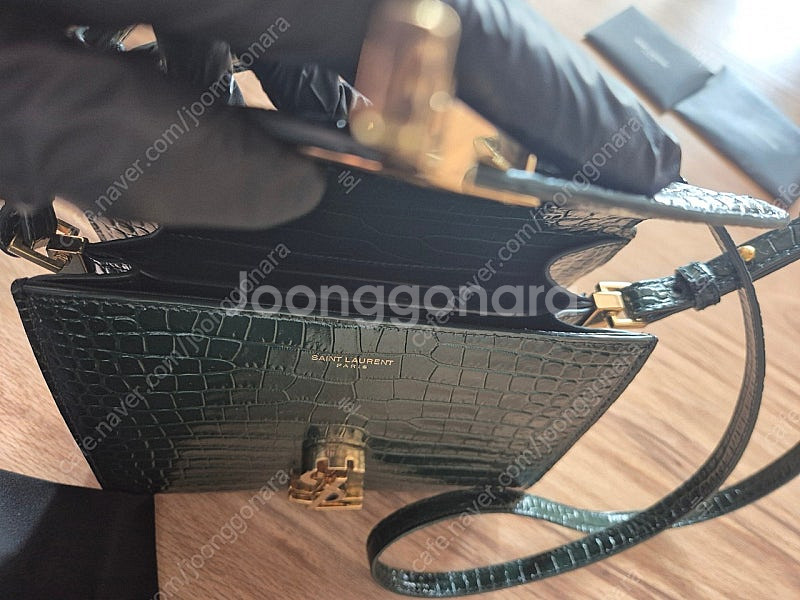 입생로랑 카산드라 탑핸들 미니 악어무늬--3