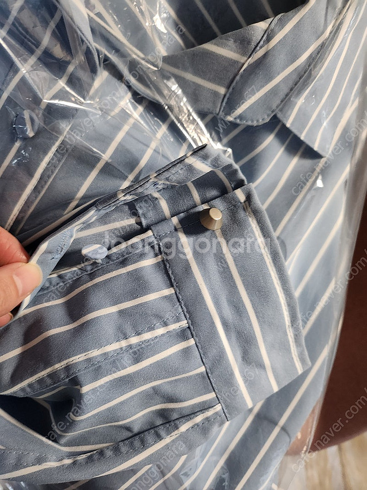 ouie 오버핏 스트라이프셔츠--5