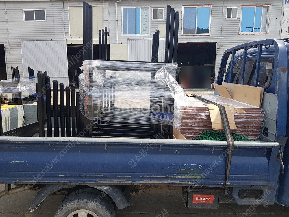 한식식당 칼국수 중식 마라탕 고깃집 테이블--9