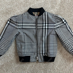 버버리 키즈 리버서블 봄버 자켓 6y