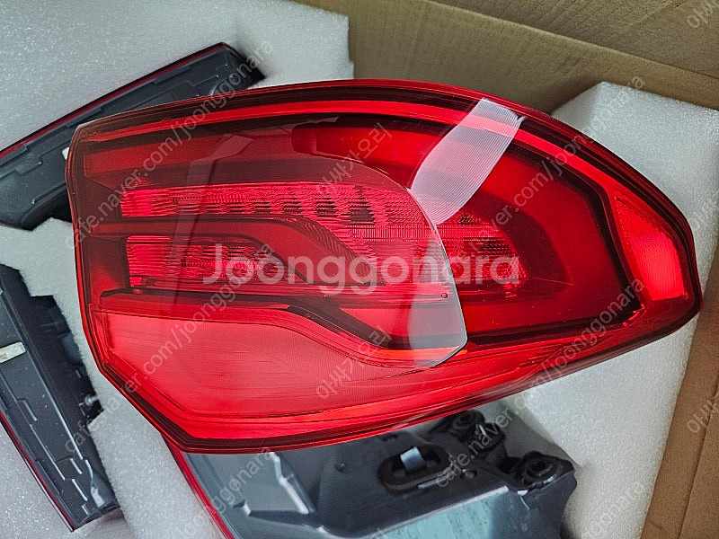 F90 M5 20년식 테일램프 판매합니다.--2