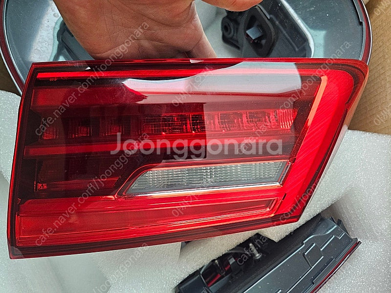 F90 M5 20년식 테일램프 판매합니다.--5