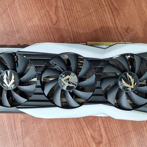 ZOTAC RTX 2080Ti AMP EXTREME 11G 그래픽카드 판매합니다. 서울직거래만