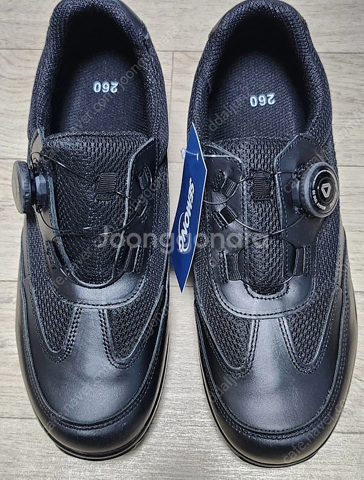 남자 260mm 단화 운동화 등산화 새제품--0