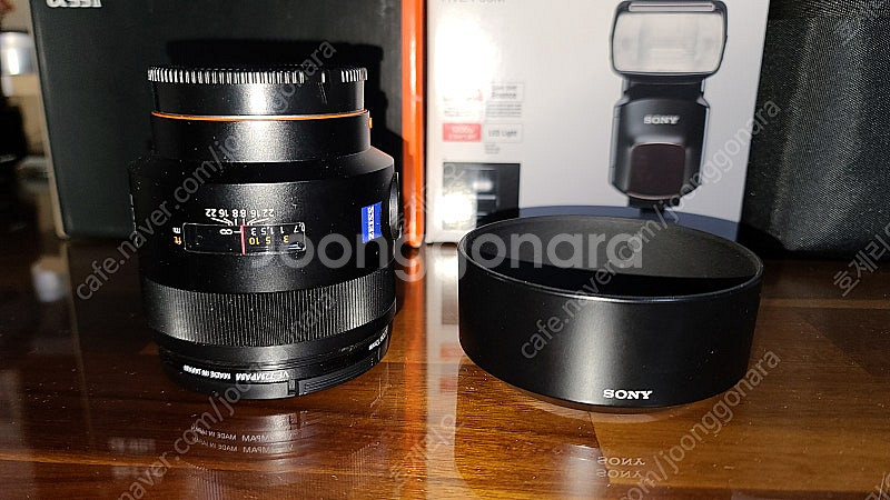 소니 알파 16-35mm F2.8 ZA SSM, 50m...--0