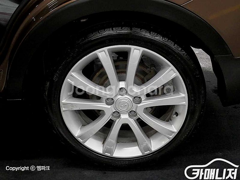[KG모빌리티(쌍용) ]티볼리 에어 2WD 디젤 1.6...--9