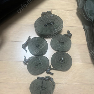 헬로스 버터플라이 타프 아미그린 블랙코팅 판매합니다.
