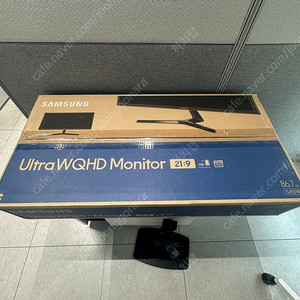 삼성 UltraWQHA 모니터 팝니다. 21:9 (거치대없음)