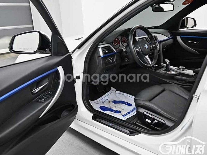 [BMW]3시리즈 (F30) 320i M 스포츠 (5인...--2