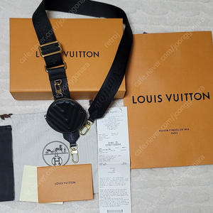 정품 루이비통 뉴웨이브 반둘리에