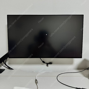 LG 울트라기어 27GN950 (세로줄 1)