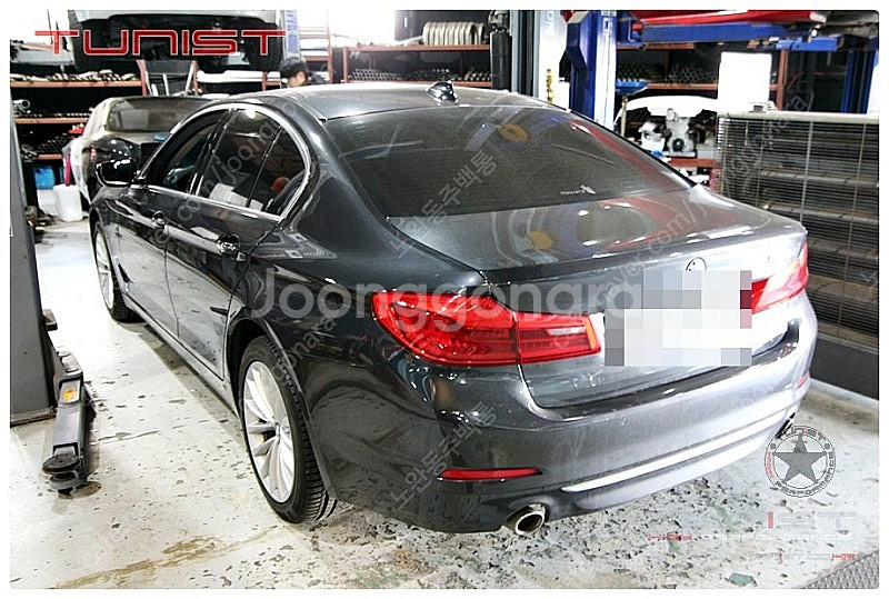 BMW G30 520D 순정 머플러 배기 파손된 벨로우...--6