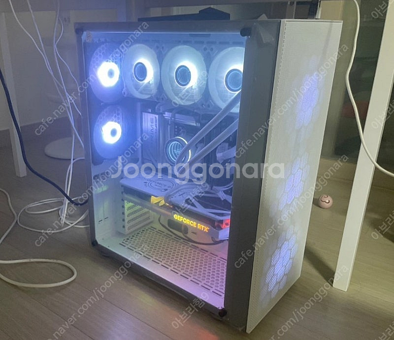 올화이트 게이밍 데스크탑 rtx4070 7900x 무선...--0