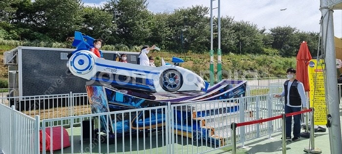 전동차, 회전목마, 바이킹, 회전그네, 회전바구니 등 ...--2