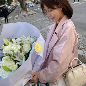 유메르 핑크숏트렌치 판매해요