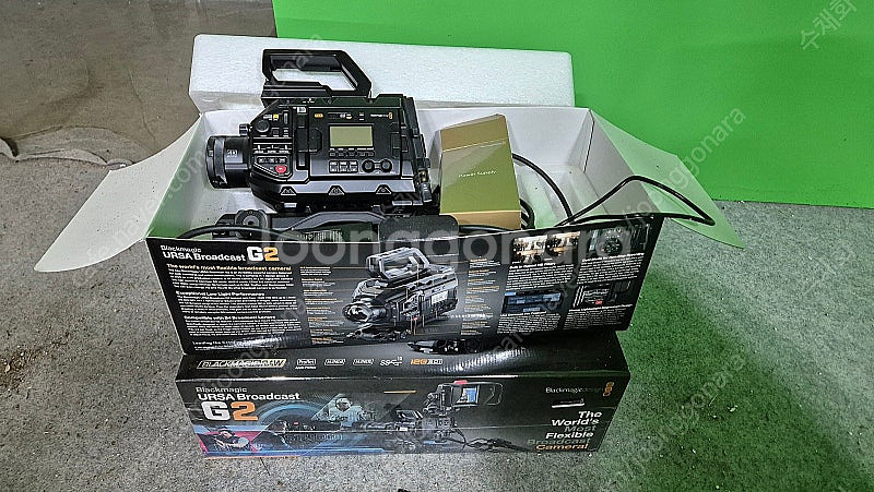 blackmagic design ursa broadca...--1
