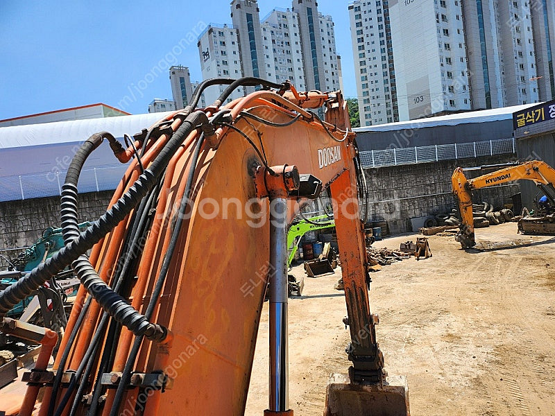 대우 두산 SL210W 2003년식 중고굴삭기 08 타...--9