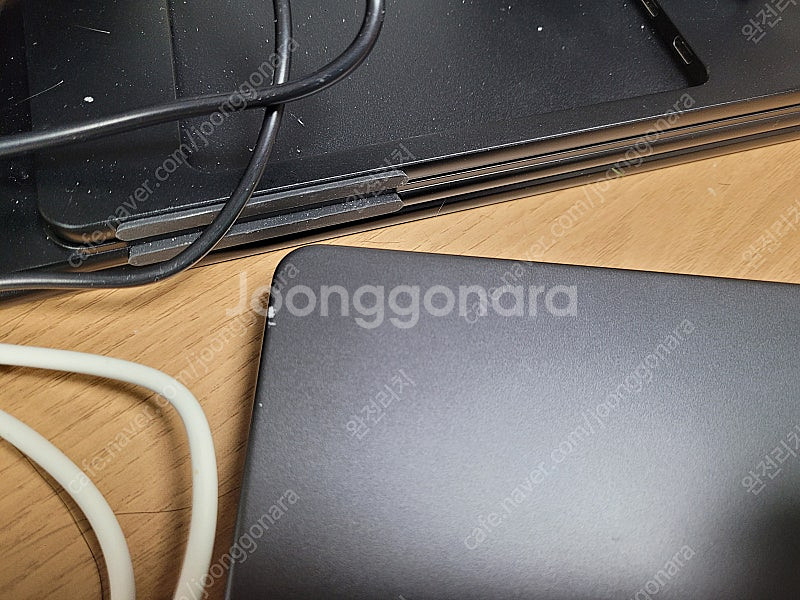 m3 max 48gb 1tb 팝니다.--1
