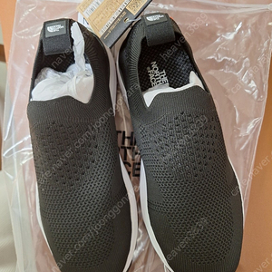 노스페이스운동화235