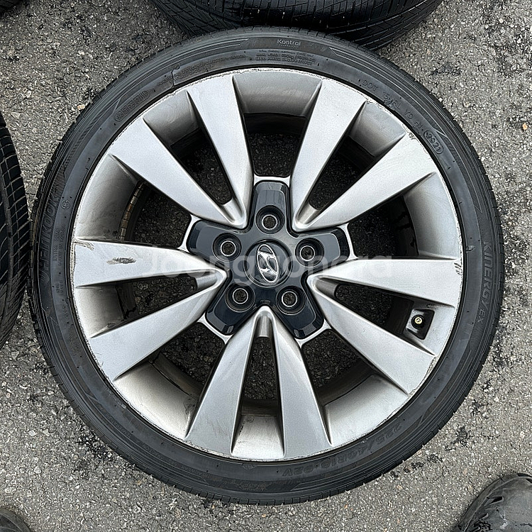 I30 18인치 중고 휠타이어 세트 팔아요 225 40...--4