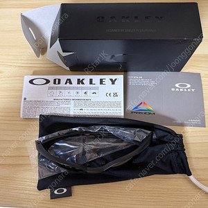 오클리 아이자켓 리덕스 선글라스 009438 01