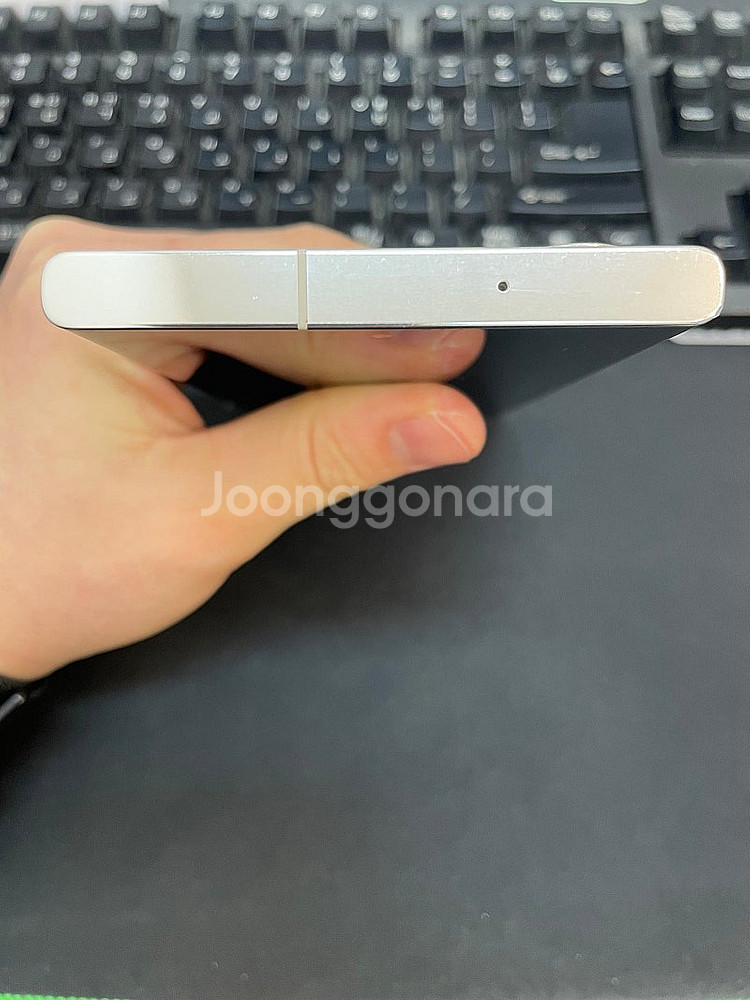 갤럭시S23울트라 크림 256GB 무잔상 상태좋은 중고...--3