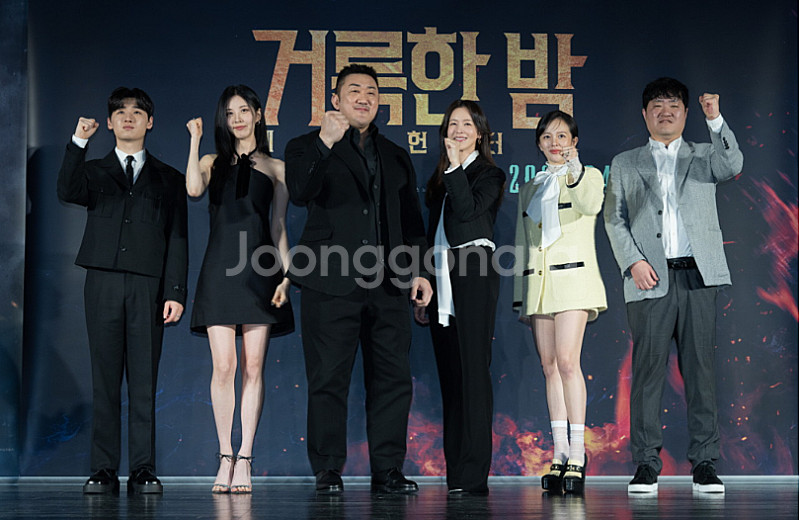 5/5(어린이날) 거룩한밤 무대인사 (C열,통로석)--8