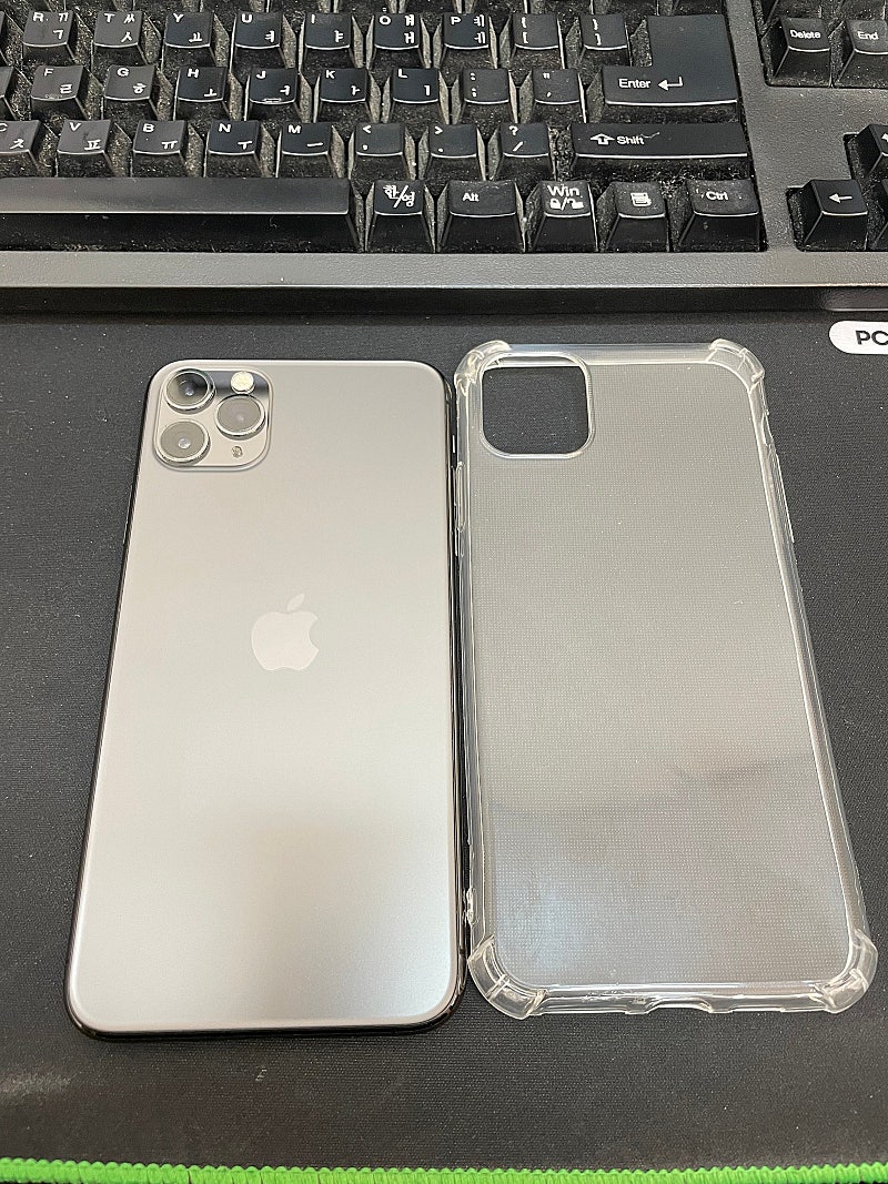 아이폰11프로맥스 그레이 64GB 상태좋은 중고34만팝...--0