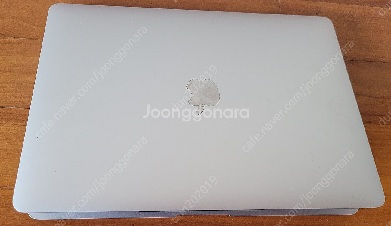 맥북에어 m1 8G SSD256 54만--5