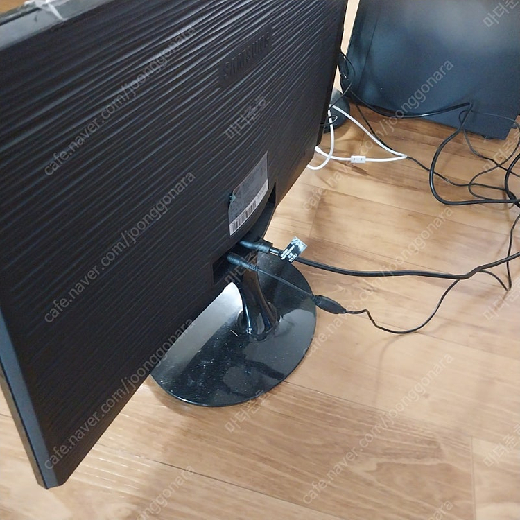 중고 컴퓨터 본체 is-10400F DDR-32GB, GTX750ti--1