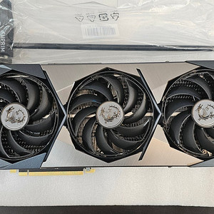 MSI 3080TI 슈프림 제품 판매 합니다. 상태 깨끗 합니다 무상X 박스X 그래픽 지지대 같이 드립니다. 가격수정